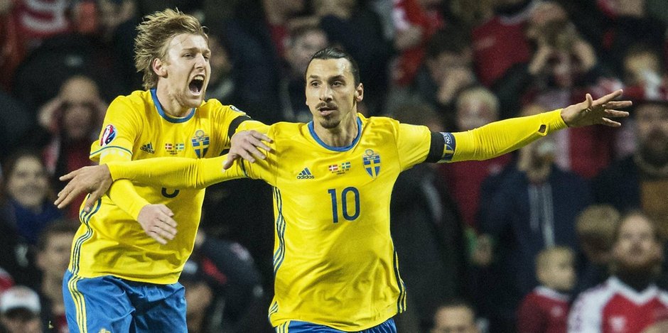 Er will es nochmal wissen: Zlatan Ibrahimovic (rechts) ist zurück in der schwedischen Nationalmannschaft mit 39 Jahren.