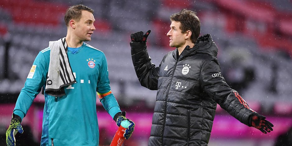 Manuel Neuer (l.) würde sich über eine Rückkehr seines langjährigen Wegbegleiters Thomas Müller im DFB-Team freuen.