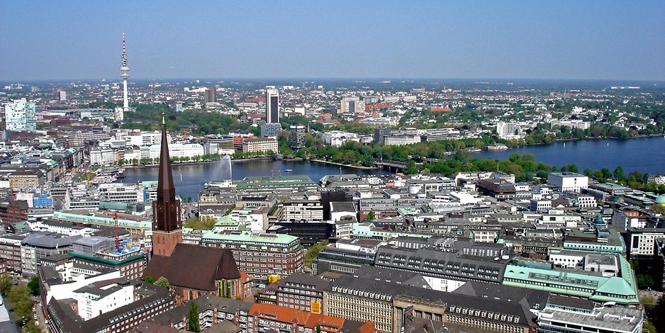 Der Bezirk Hamburg-Mitte weist erneut einen Inzidenzwert von über 100 auf. (Symbolbild)