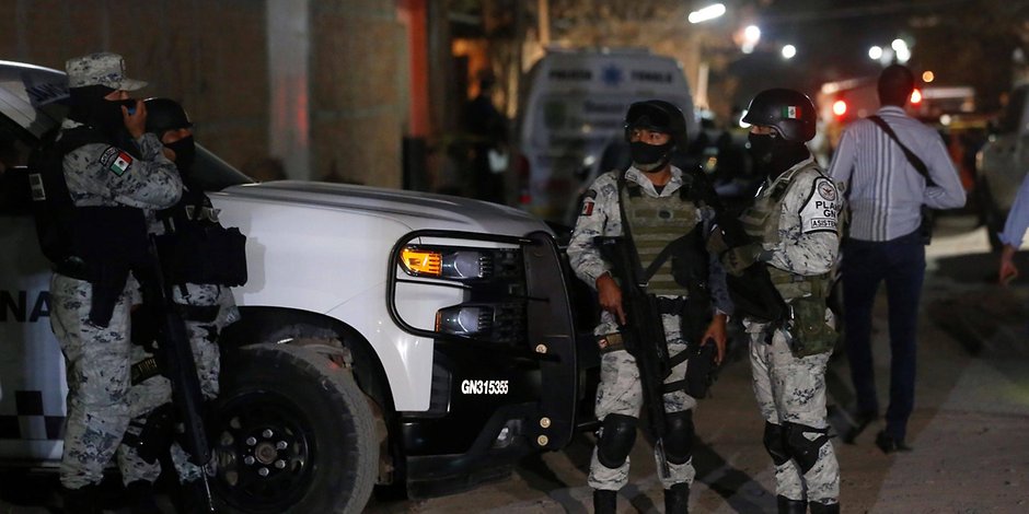 Militär der Nationalgarde am Tatort der Schießerei in Mexiko.