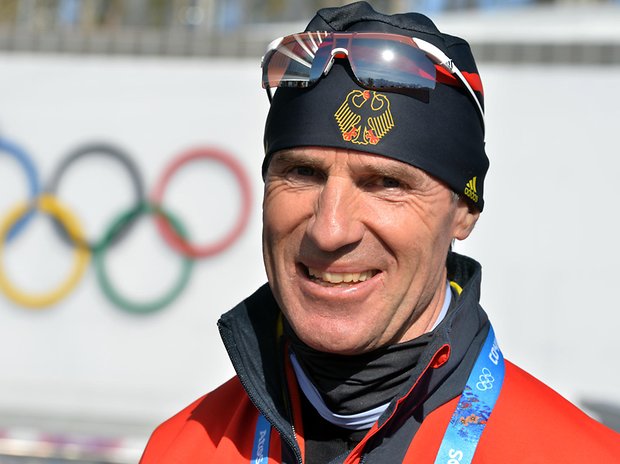 Biathlon-Olympiasieger Frank Ullrich strebt einen politischen Kurswechsel an. Sein Ziel ist es, den Sportausschuss im Bundestag anzusteuern und dem Sport wieder einen höheren Stellenwert zu verleihen.