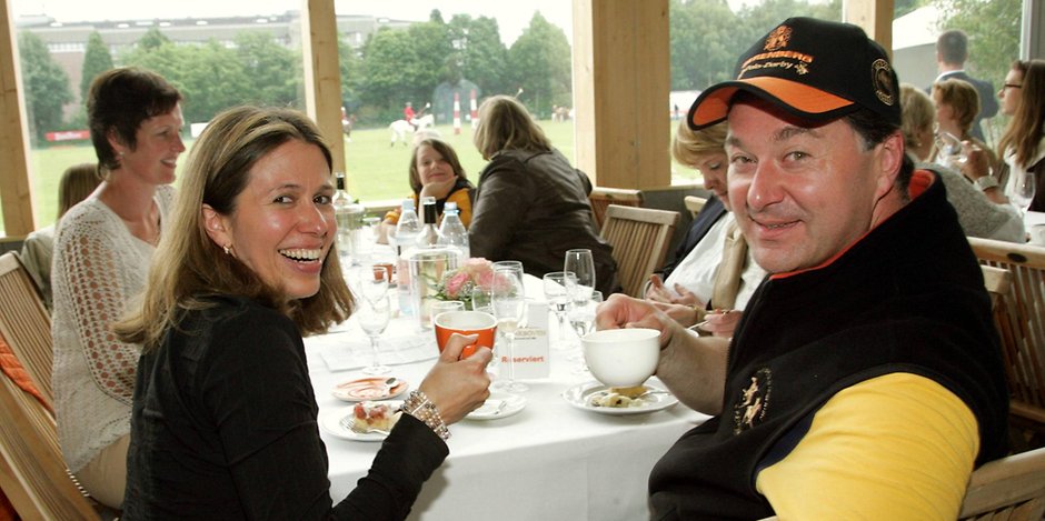2007 genossen Carolina Darboven und Ehemann Arthur das Berenberg Derby bei Kaffee und Kuchen.