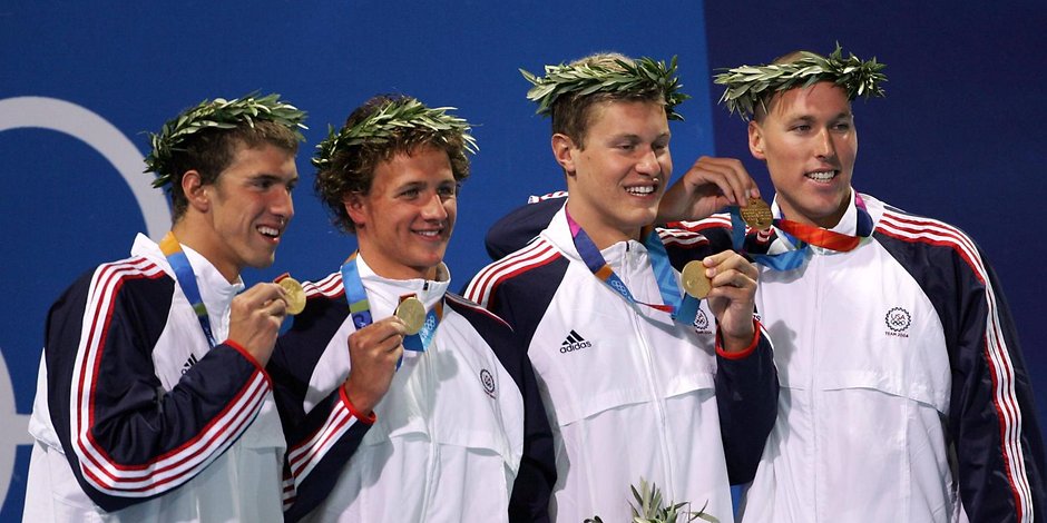 Schwimm-Olympiasieger Klete Keller (r.) bei seinem Gold-Erfolg 2008 mit seinen Teamkollegen.