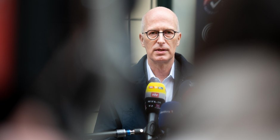 Hamburgs Bürgermeister Peter Tschentscher (SPD) bleibt seiner strengen Linie treu