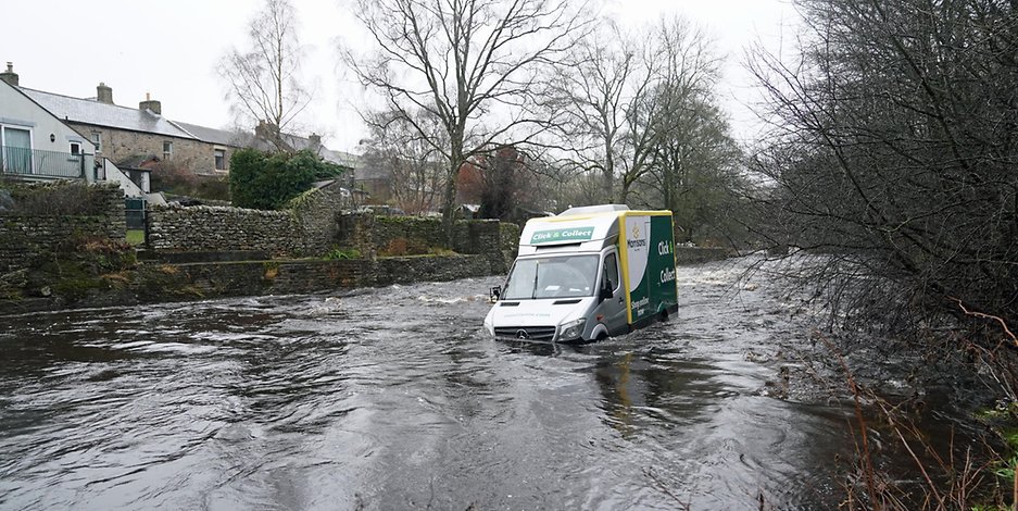 In Großbritannien sorgte ein Sturm für Überschwemmungen (Symbolbild).