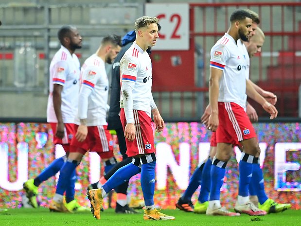 Große Enttäuschung beim HSV: Im Derby gegen St. Pauli gab es eine 0:1-Niederlage.