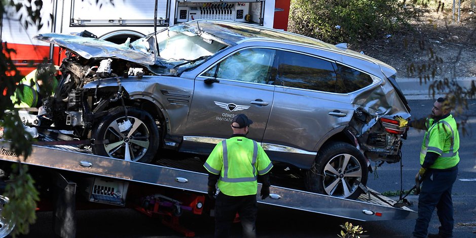 Das Auto von Tiger Woods wurde beim Unfall komplett zerstört.