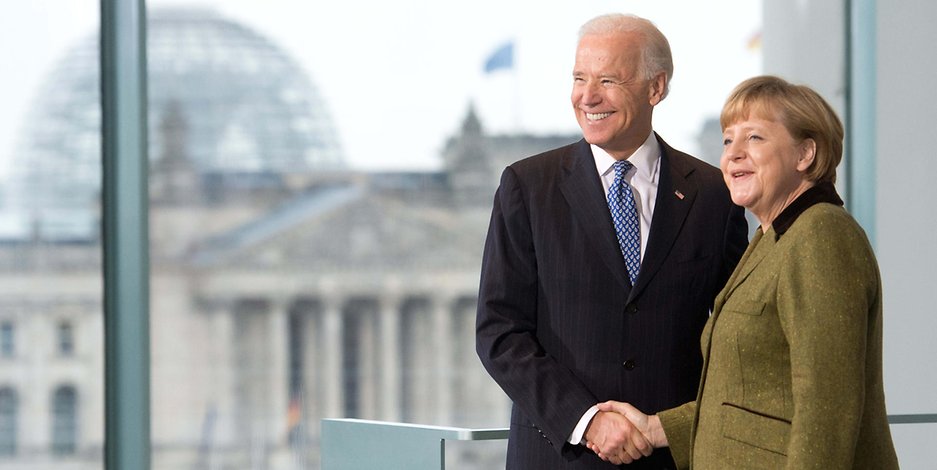 Bundeskanzlerin und der damalige US-Vize-Präsident Joe Biden in Berlin 2013.