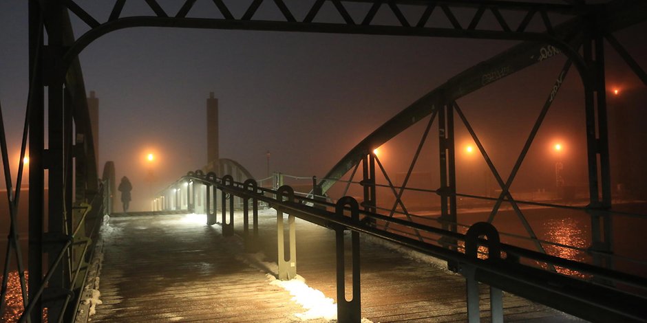In der Nacht zu Sonntag legte sich ein dicker Nebelschleier über Hamburg. 