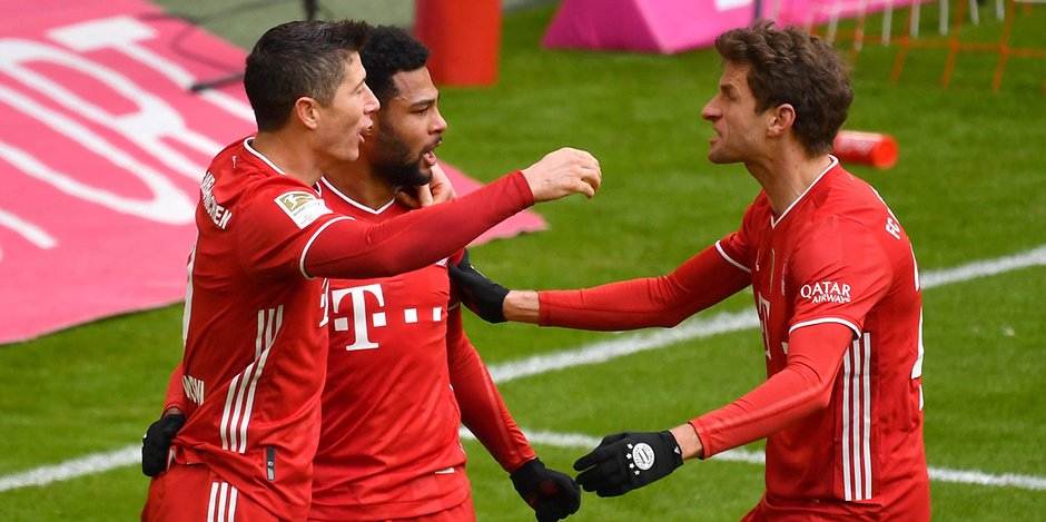 Thomas Müller (r.) absoliverte seit der Saison 2008/2009 insgesamt 571 Spiele für den FC Bayern in allen Wettbewerben.
