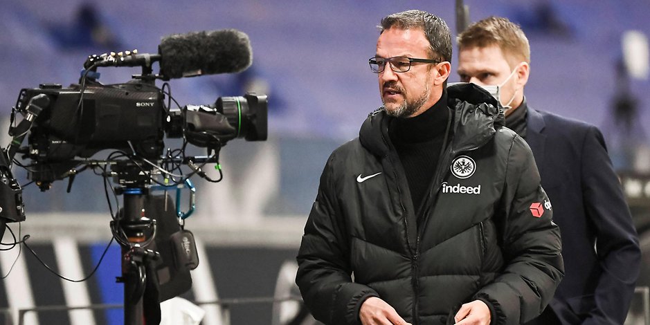 Frankfurts Sport-Vorstand Fredi Bobic sucht aktuell nach einem neuen Stürmer.