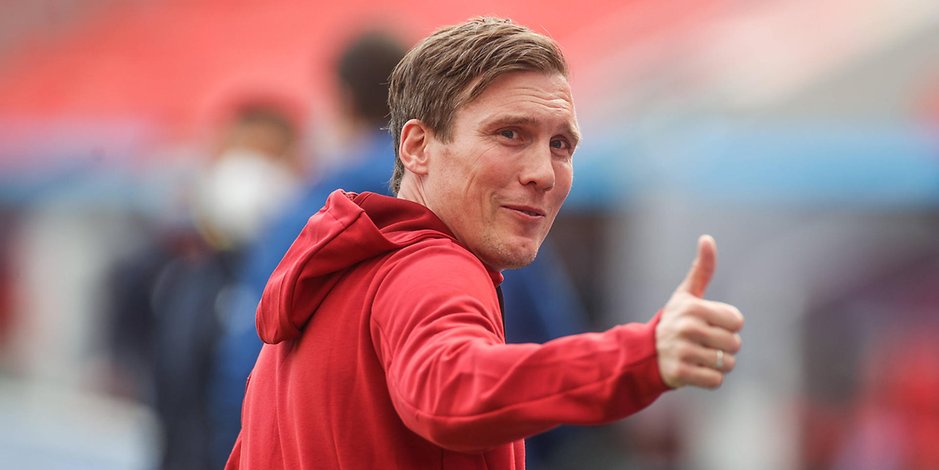 Hannes Wolf feierte ein erfolgreiches Trainer-Debüt in Leverkusen.