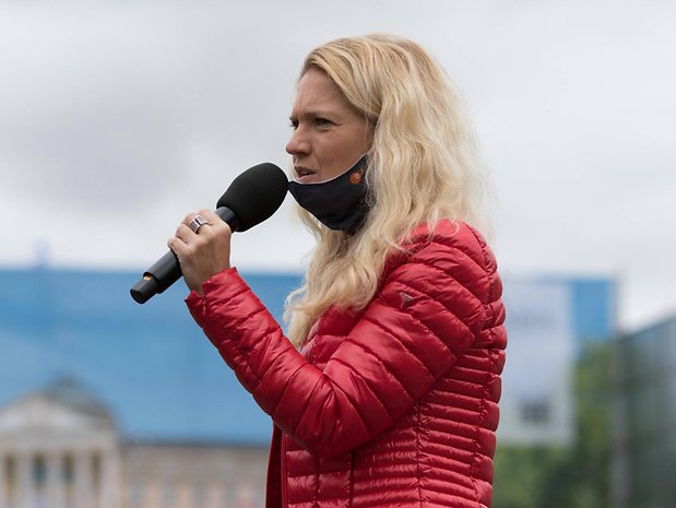 Anja Fröhlich kommentierte am Samstag zum zweiten Mal ein Biathlon-Weltcup-Rennen live im ZDF.