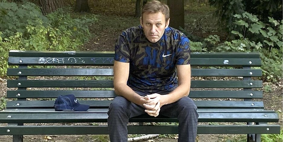 Der russsische Oppostionsführer Alexej Nawalny nach seiner Vergiftung in Berlin.