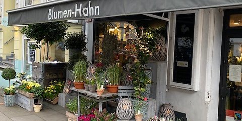 Das Geschäft Blumen Hahn hat eine neue Ladenfläche in Hamburg gefunden.