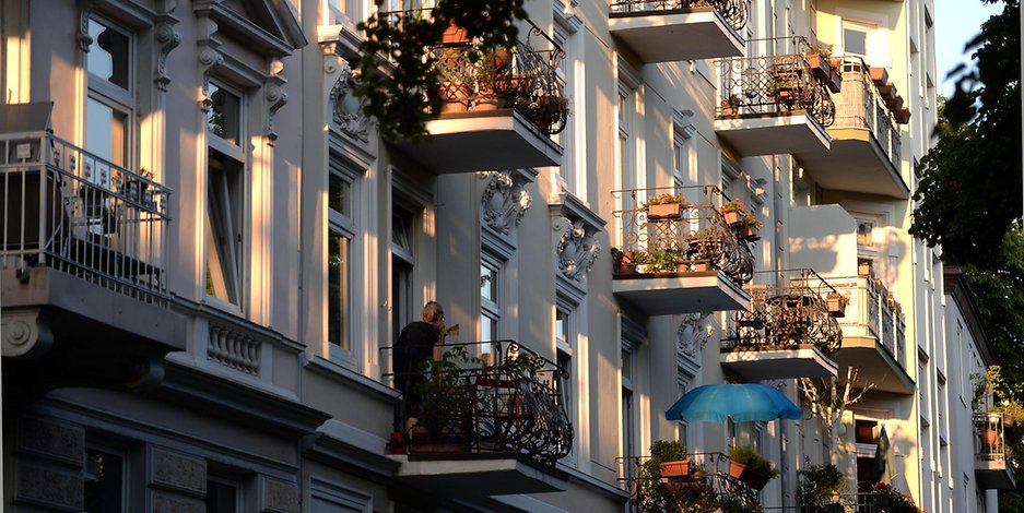 Der Immobilien-Konzern „Akelius“ gibt seine Wohnungen an das schwedische Unternehmen Heimstaden ab (Symbolbild).