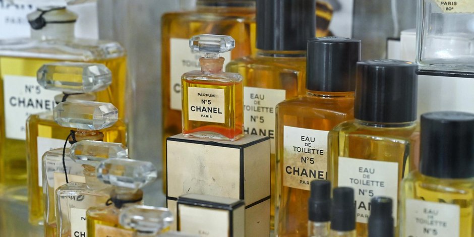 Der Dieb hatte teures Chanel Parfum gestohlen. Symbolfoto