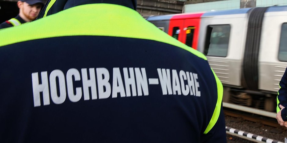 Auch ein Mitarbeiter der Hochbahn-Wache wurde von dem Mann angegriffen (Symbolfoto).