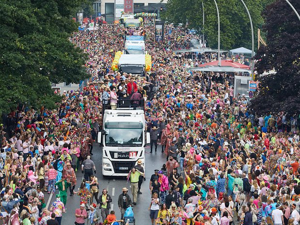 2019 besuchten rund 350.000 Menschen den „Karneval des Nordens“. 