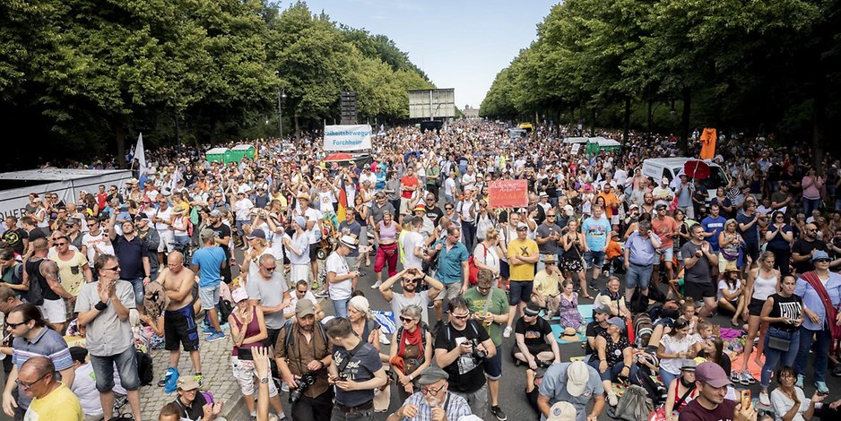 Bereits Anfang August fand eine Demo gegen die Corona-Beschränkungen in Berlin statt.