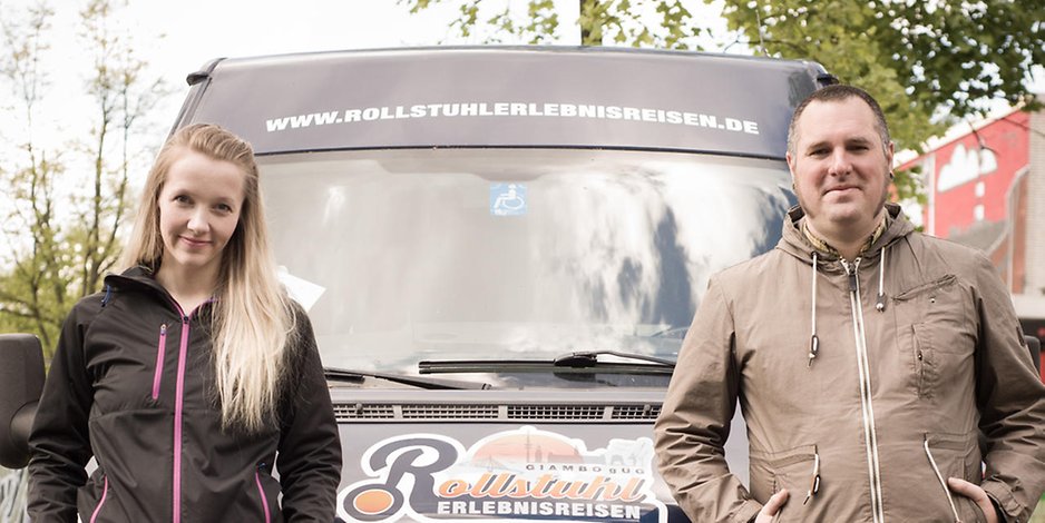 Annika Sann (l.) und Heiko Reh (r.) bilden das Team von „Rollstuhl-Erlebnisreisen“.