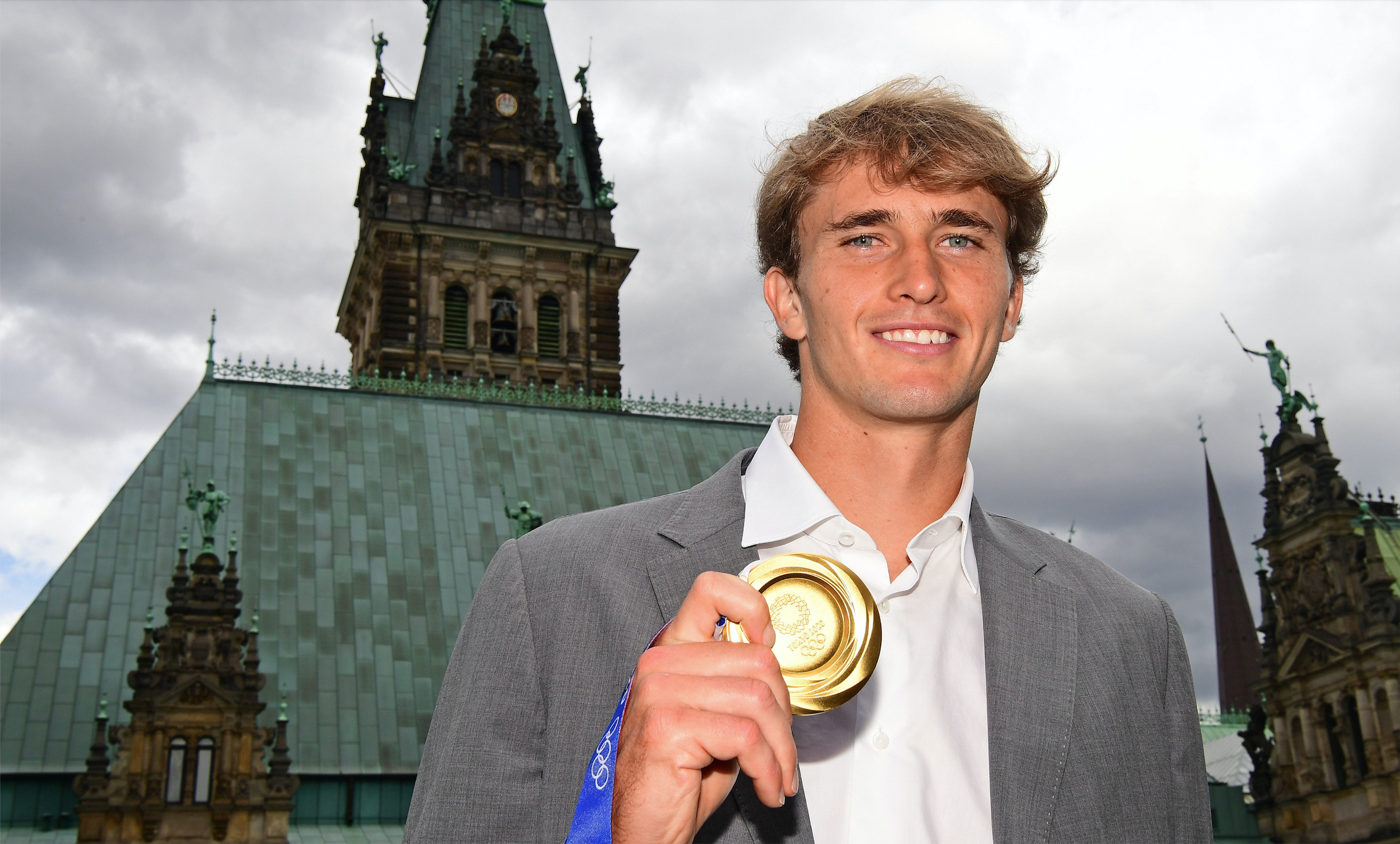 Alexander Zverev mit seiner Goldmedaille