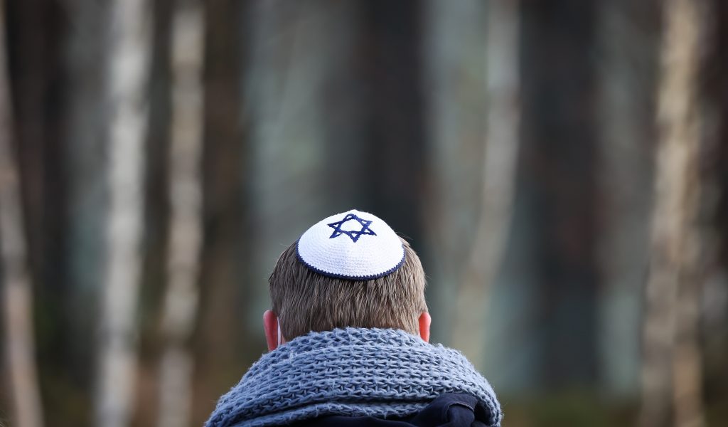 Der Mann, der eine Kippa trug, wurde antisemitisch beleidigt. (Symbolfoto)