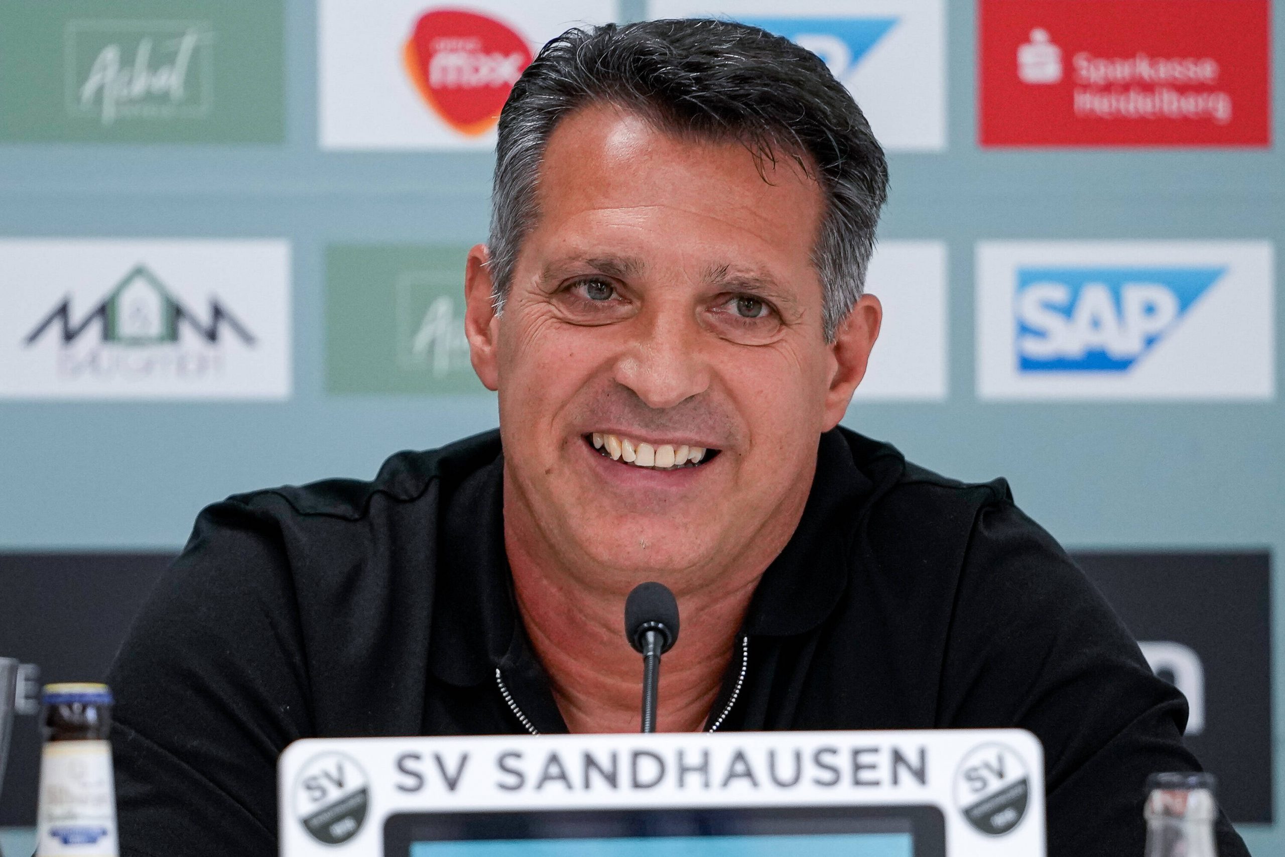 Alois Schwartz soll beim SV Sandhausen den Abstieg verhindern