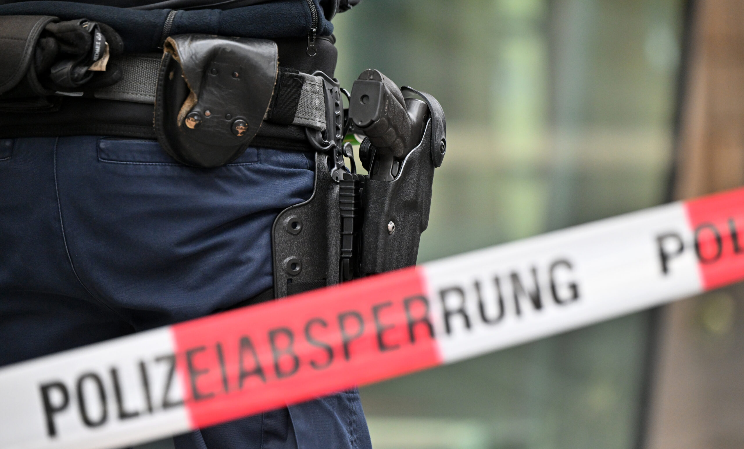 Die Zahl der polizeilich erfassten Straftaten in Deutschland lag 2021 auf dem niedrigsten Niveau seit der Jahrtausendwende (Symbolbild).