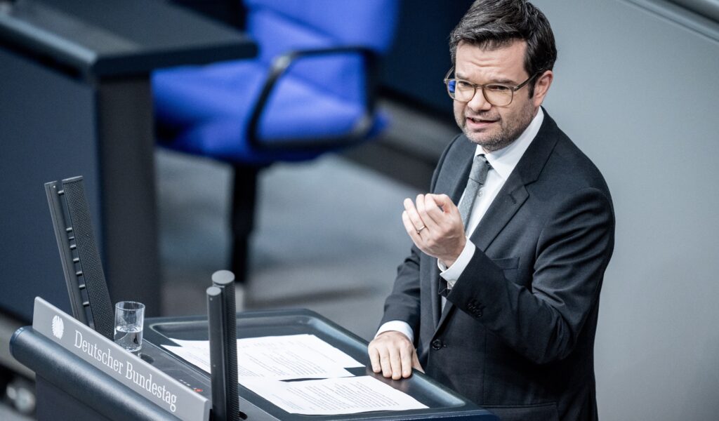 Bundesjustizminister Marco Buschmann von der FDP will keinen Deckel für Indexmieten (Archivbild).