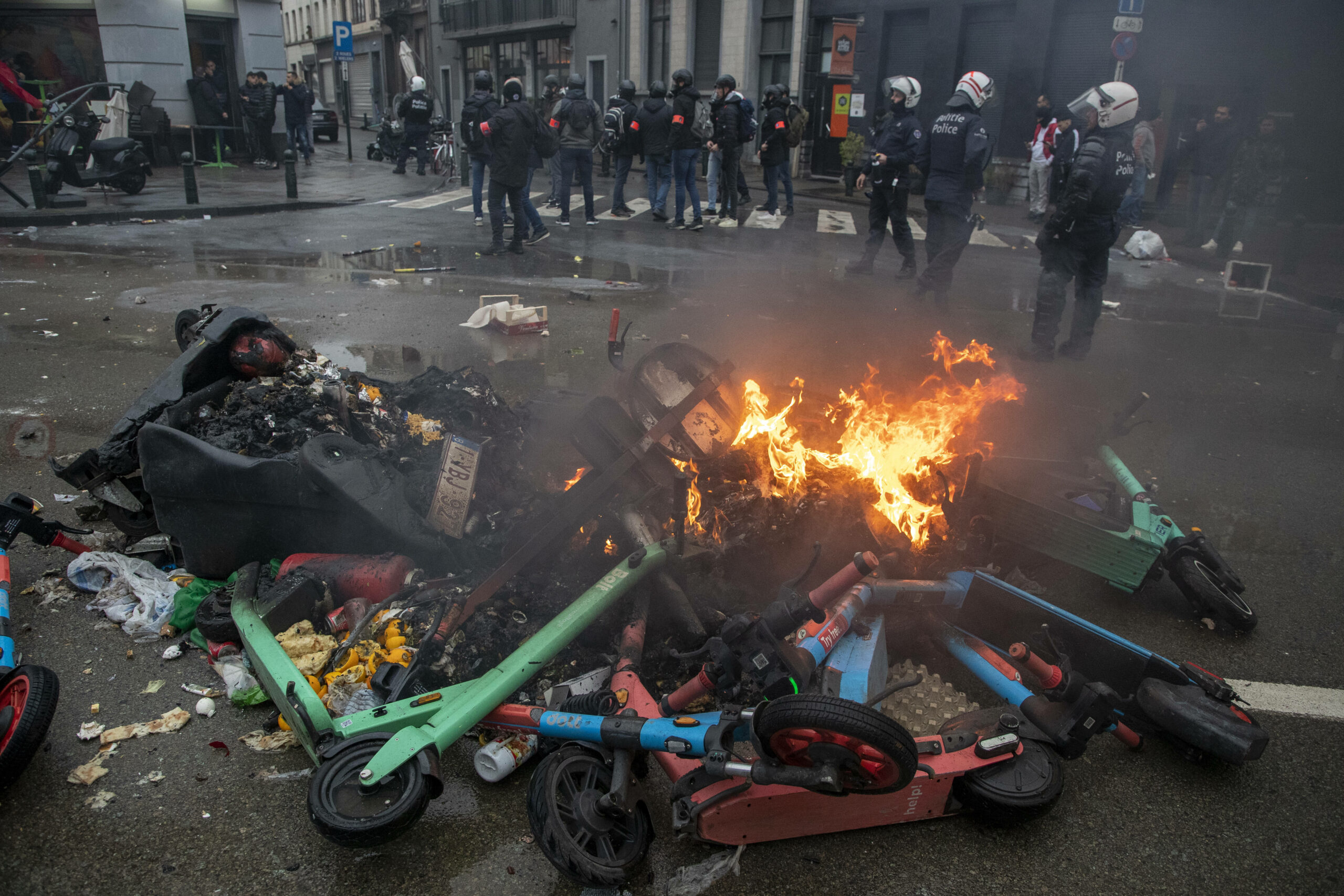 Brennende E-Roller in Brüssel.