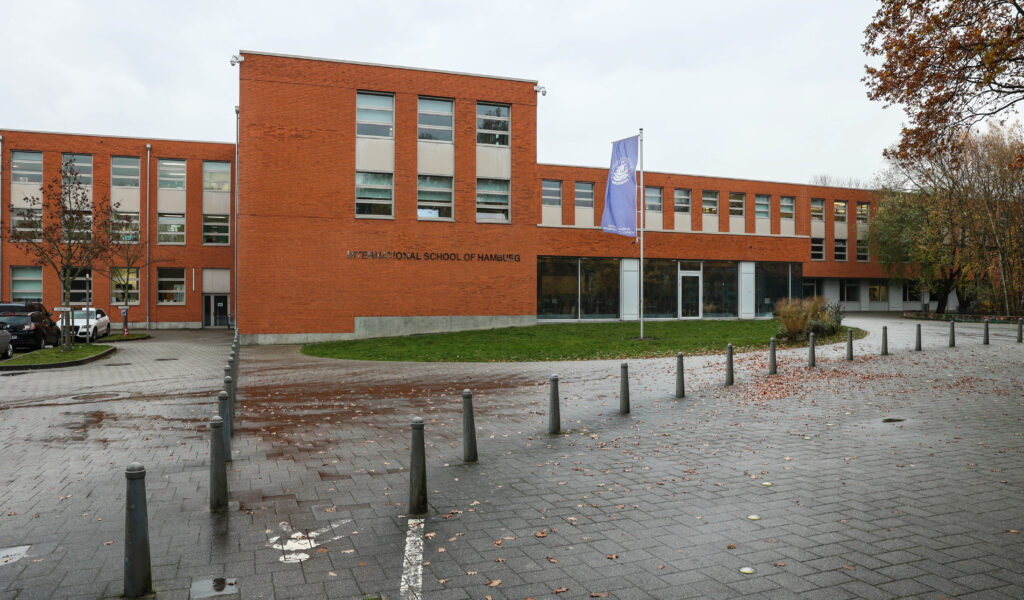 Die Zufahrt zu der bekannten Hamburger Privatschule