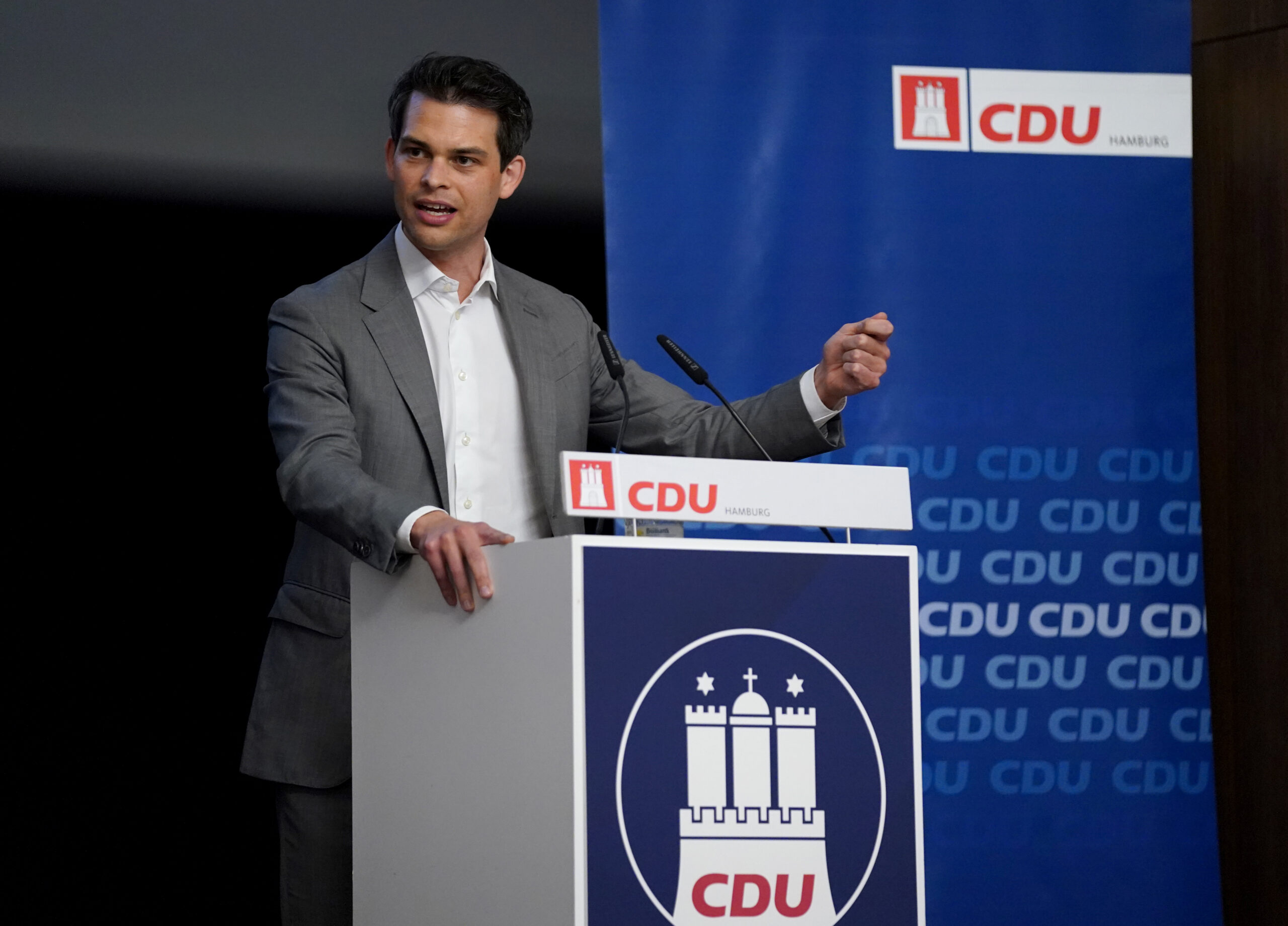 Hamburgs CDU-Chef Christoph Ploß setzt sich für ein eingeschränktes Klagerecht für Verbände ein.