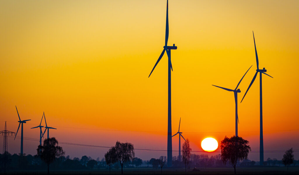 Windräder bei Uetze: In Niedersachsen soll jetzt eine Taskforce für den Ausbau von Erneuerbarer Energie gegründet werden.