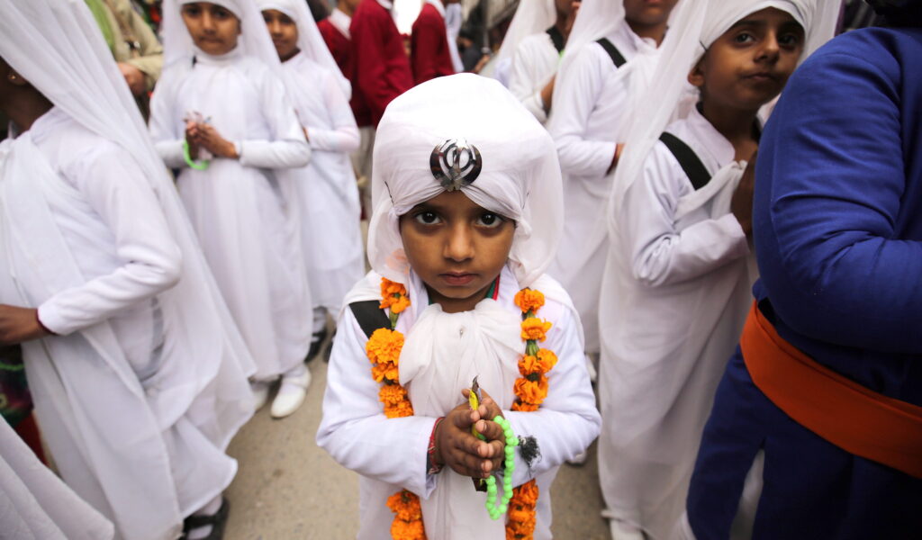 Kleiner Sikh-Junge