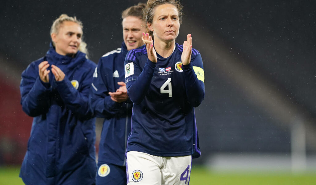 Rachel Corsie, schottische Frauenfußball-Nationalmannschaft