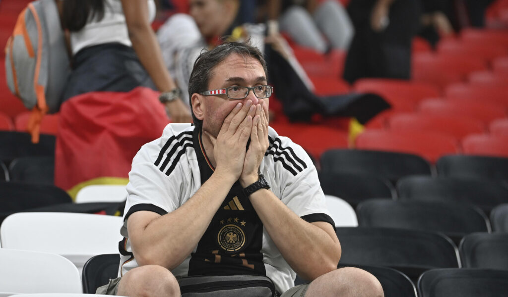 Enttäuschter Fan der deutschen Nationalmannschaft