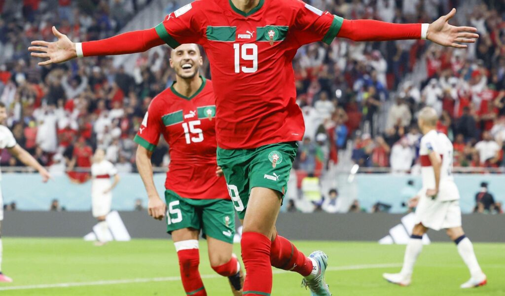 Youssef En-Nesyri bejubelt ein Tor von Marokko bei der WM