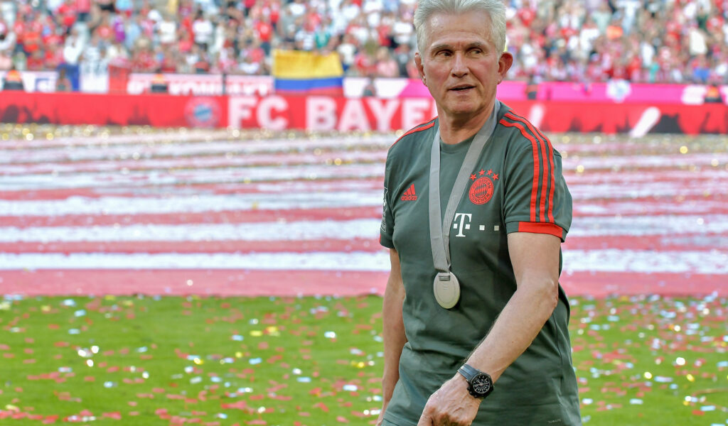 Ex-Bayern-Trainer Jupp Heynckes mit Medaille