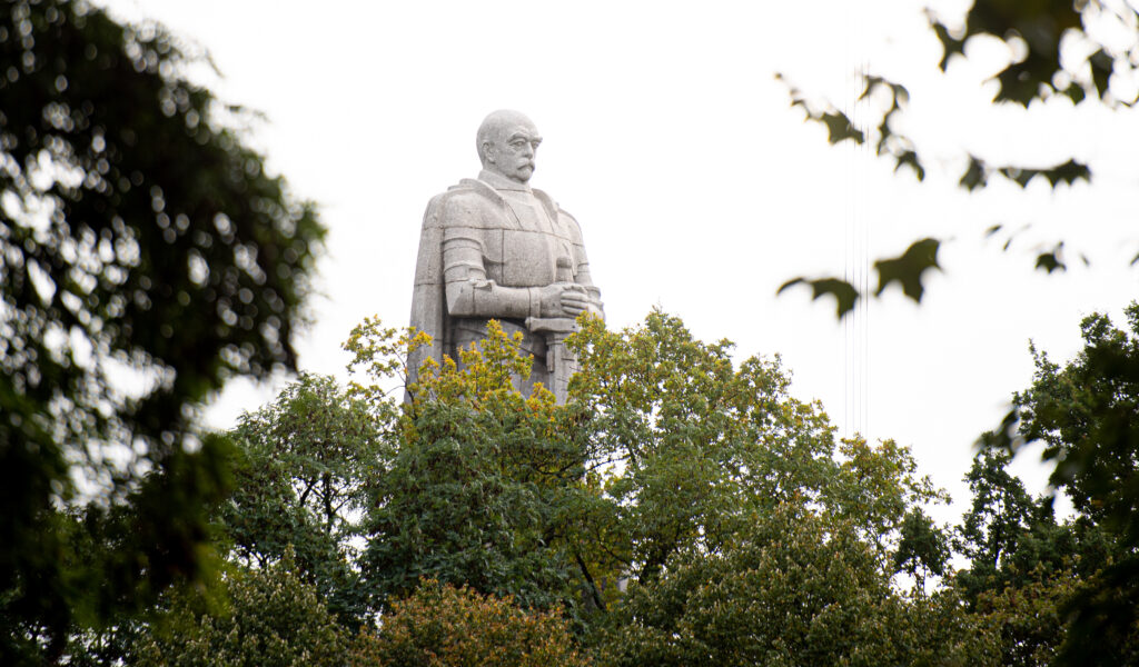 Das Bismarck-Denkmal im Alten Elbpark