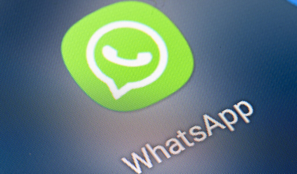 Whatsapp-Betrug: Senior überweist angeblichen Sohn Geld – Polizei sperrt Konto