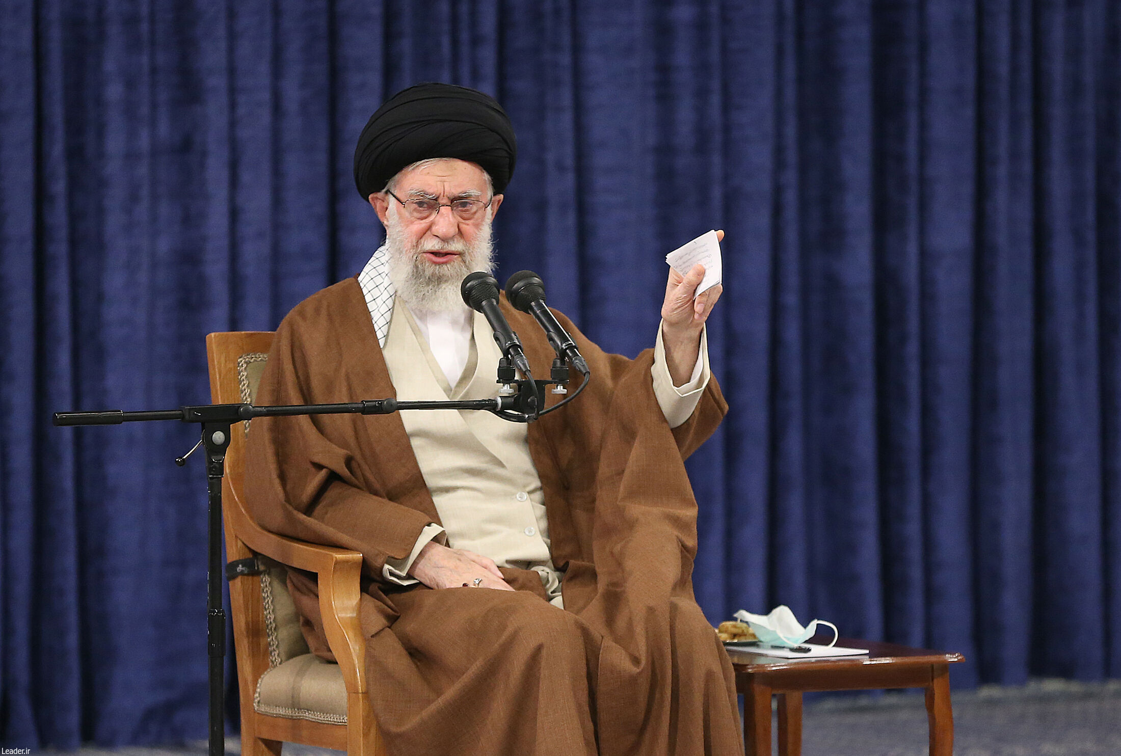Ayatollah Ali Chamenei, geistlicher Führer des Iran, ärgert sich über Karikaturen der „Charlie Hebdo“.