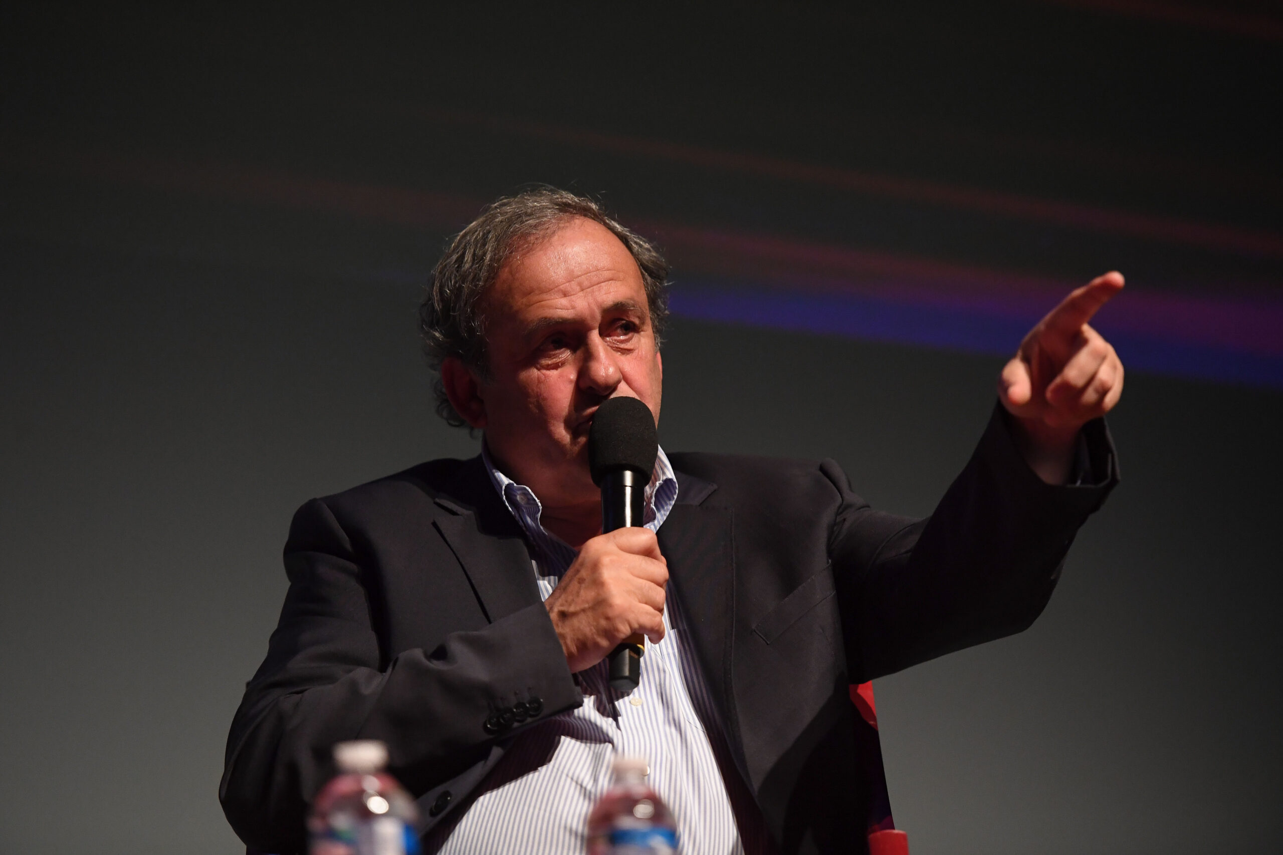 Michel Platini am Mikrofon