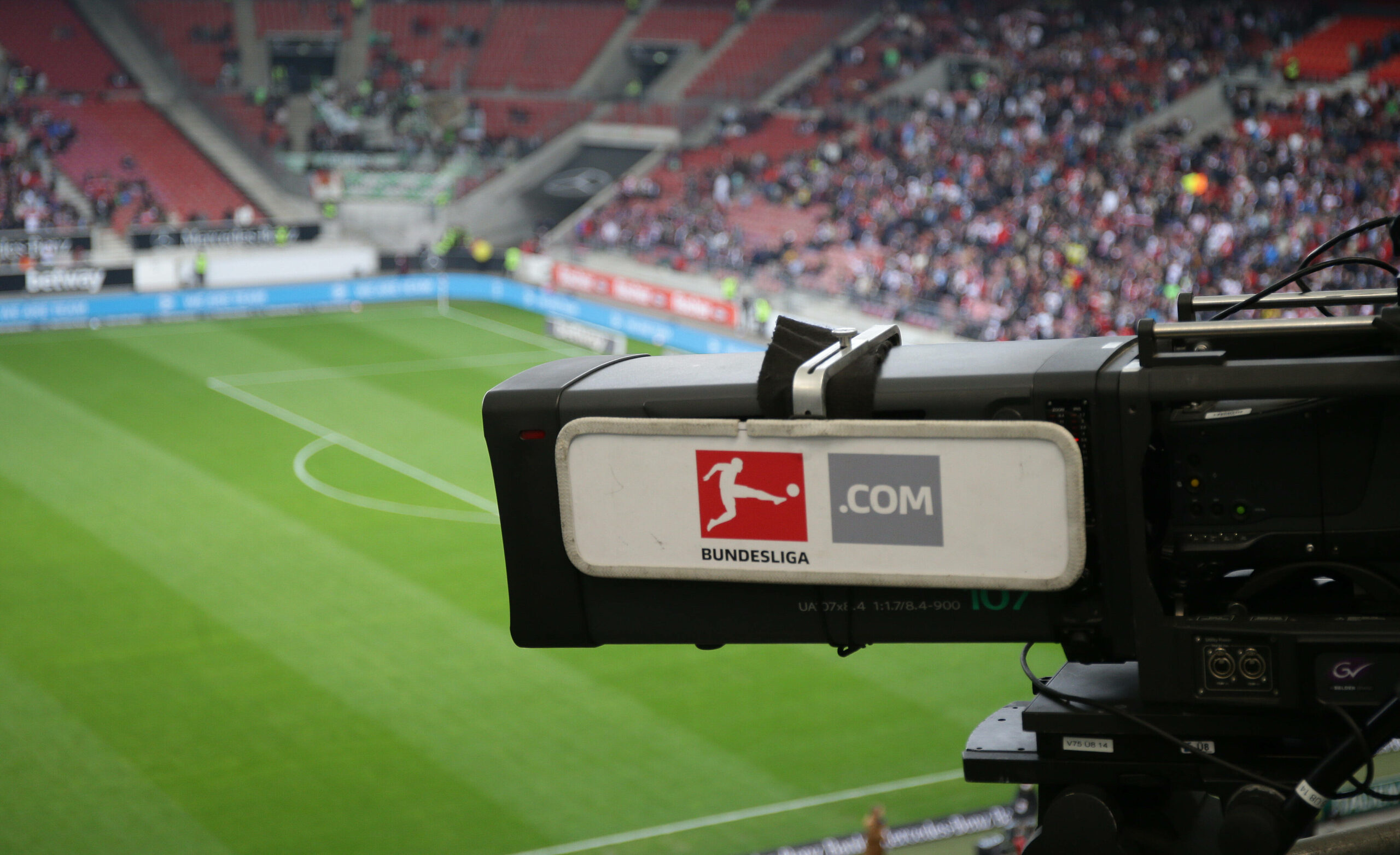 TV-Kamera beim Fußball (Symbolfoto)
